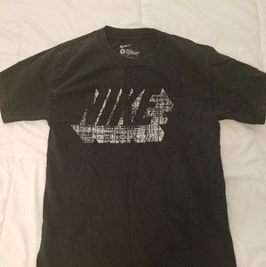 Nike t-shirt